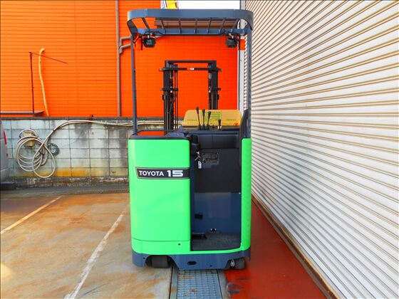 1.5t バッテリー車（立席式）