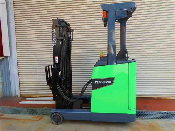 1.5t バッテリー車（立席式）