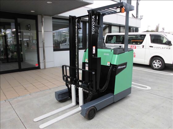 1.5t バッテリー車（立席式）