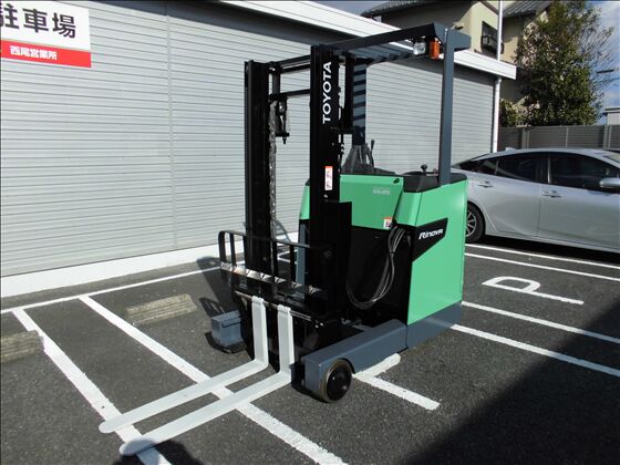 1.5t バッテリー車（立席式）