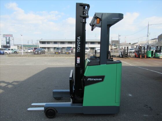 1.5t バッテリー車（立席式）