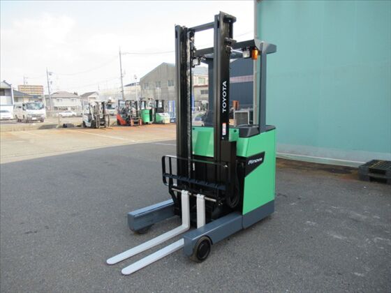 1.5t バッテリー車（立席式）