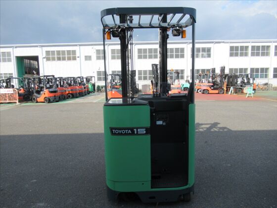 1.5t バッテリー車（立席式）