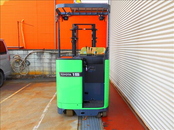 1.5t バッテリー車（立席式）