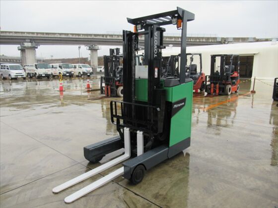 1.3t バッテリー車（立席式）