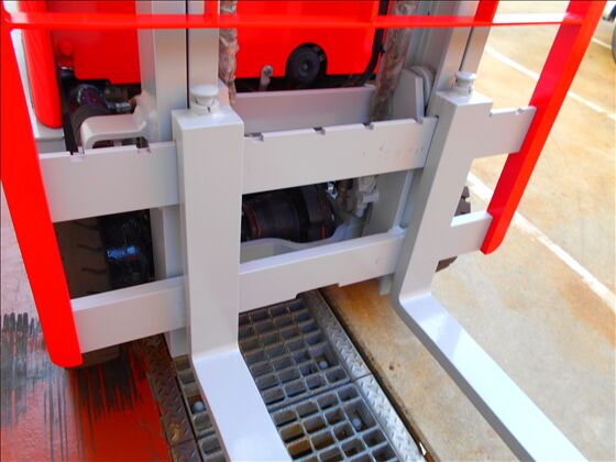 0.7t バッテリー車（座席式）